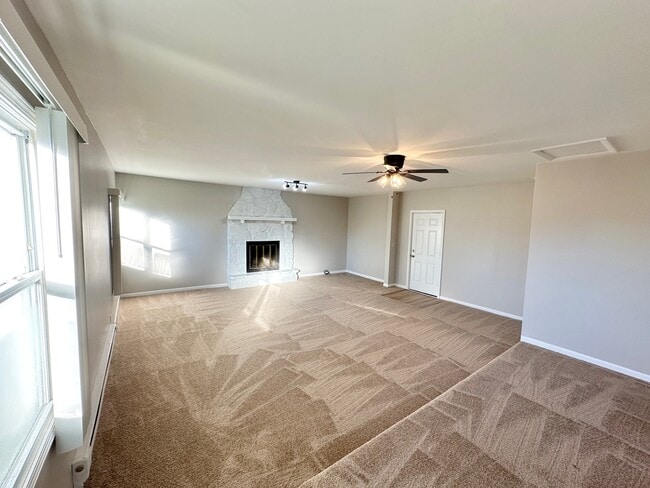 Photo - 3003 Killarney Dr