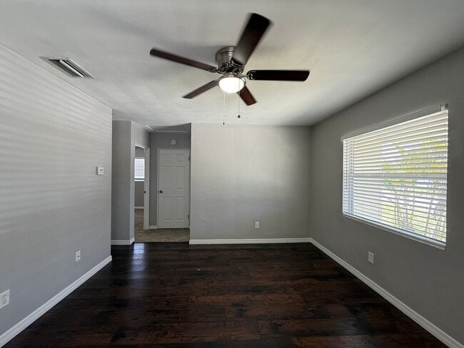 Photo - Available Now! Charming 3-Bedroom Home with Fenced Backyard in St. Petersburg!