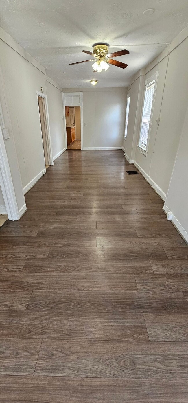 Photo - 1301 N Milton Ave