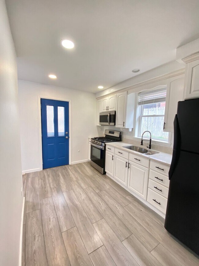 Photo - Beautiful 3 Bed/2 Bath Home in Arlington -...