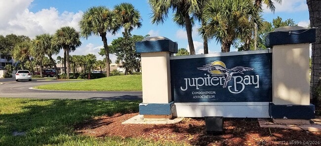 353 S US Hwy 1 Unit A407