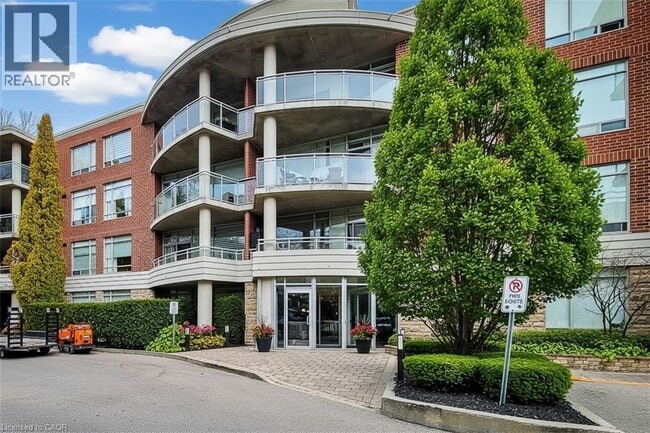 Photo - 125 Wilson St W Unit 212