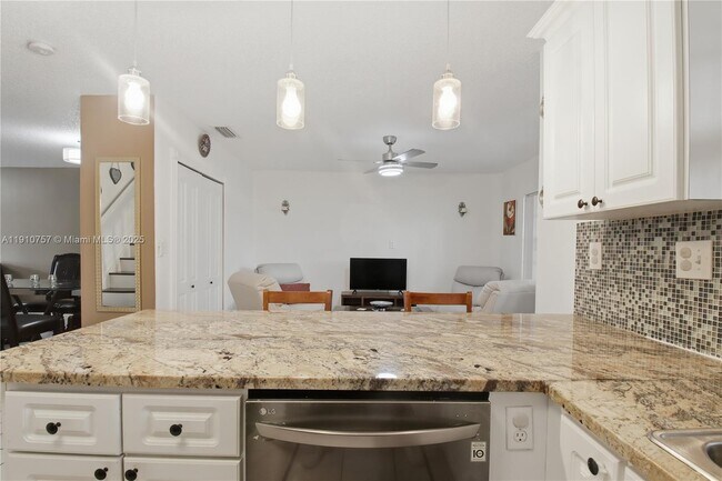 Photo - 7141 SW 158th Ct