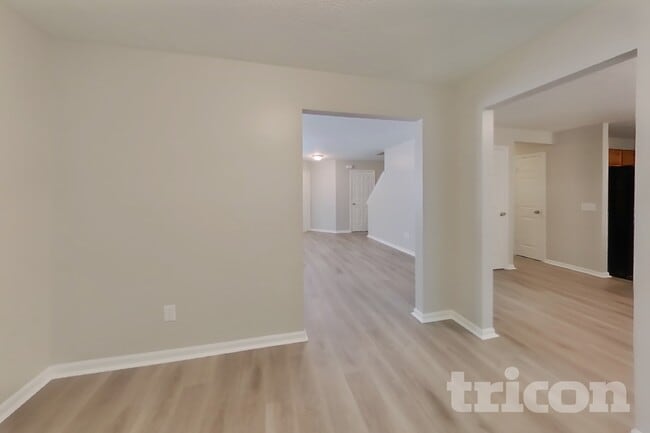 Photo - 8117 Pelham Pl