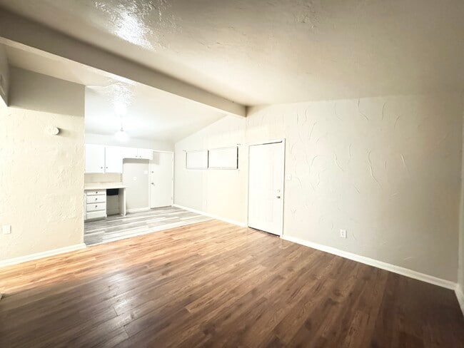 Photo - 616 NW 92nd St