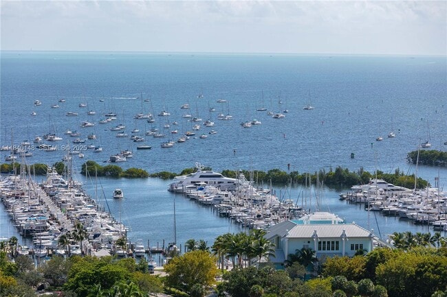 Building Photo - 3350 SW 27th Ave Unit 2002