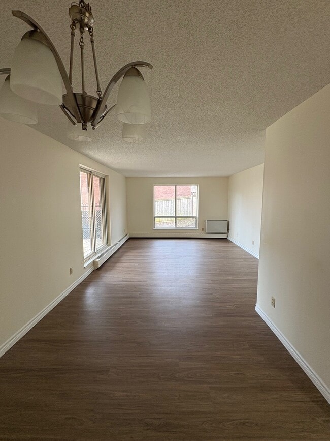 Photo - Mapleview Apartments