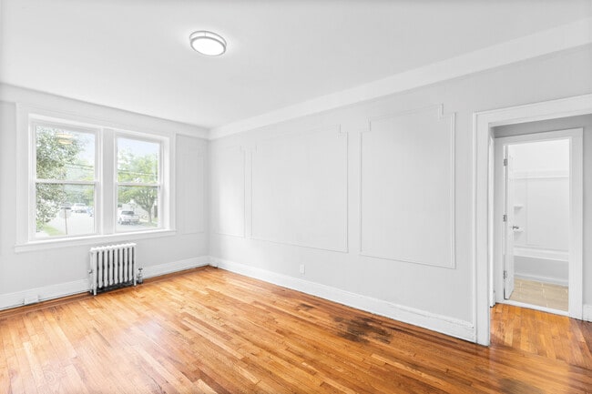 Photo - 33 Franklin Pl