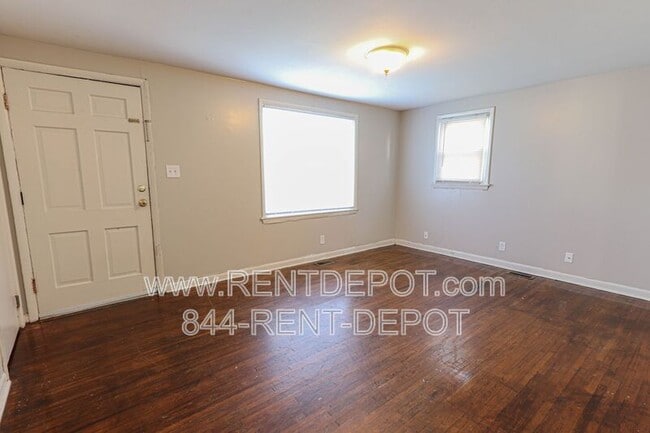 Photo - 817 Prosperity Ave