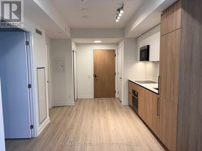 Photo - 35 Parliament St Unit 815