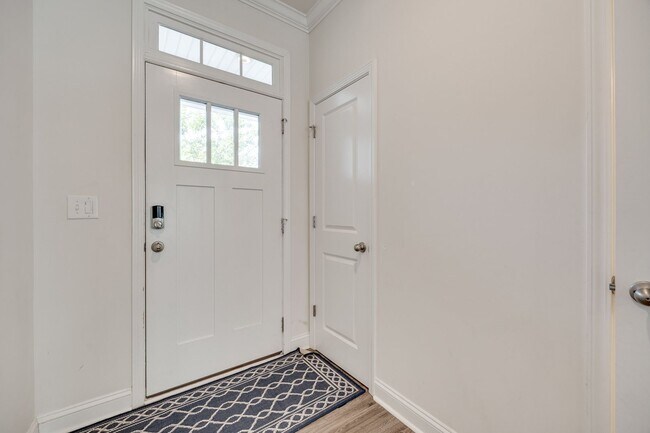 Photo - Maintenance-free living in this lovely 3-bedroom, 2.5 bath home in Ivy Ridge of Lake Wylie!