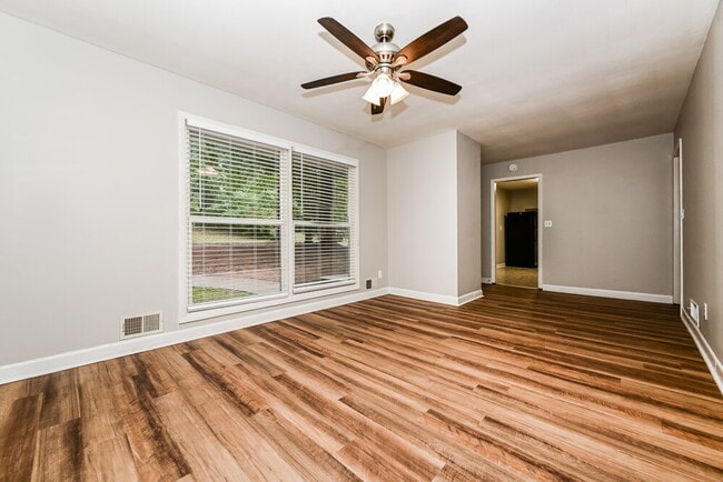 901 Cone Rd