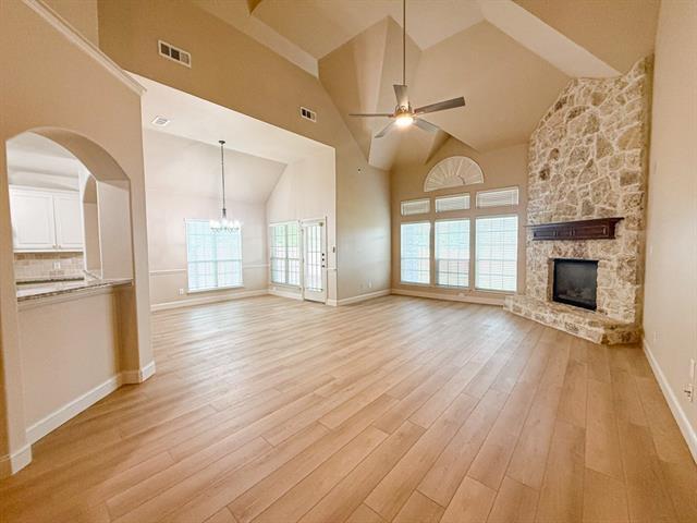 600 Falcon Dr