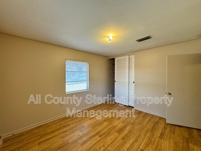 Photo - 446 SW Theresa Ct