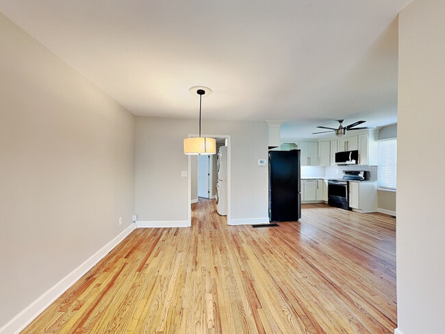 Photo - 1731 Braeburn Dr SE