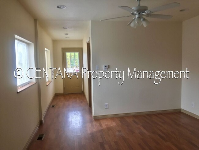 Photo - Cozy 2 bedroom Bungalow!