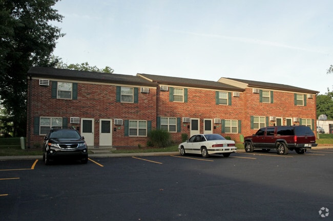 Woodside Village - Woodside Village Apartments
