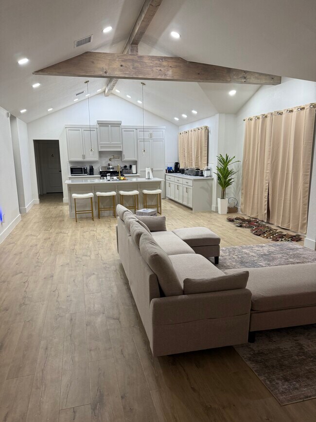 Photo - 310 N Rosedale Ave