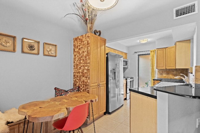 Photo - 3075 Willow Green Dr