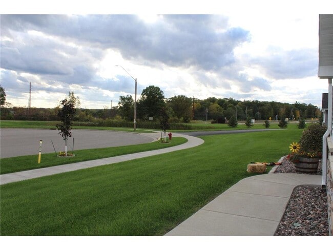 Photo - 1929 Cypress Ct