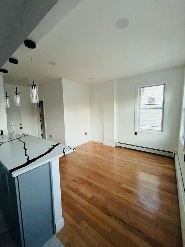 Photo - 39 Spruce St