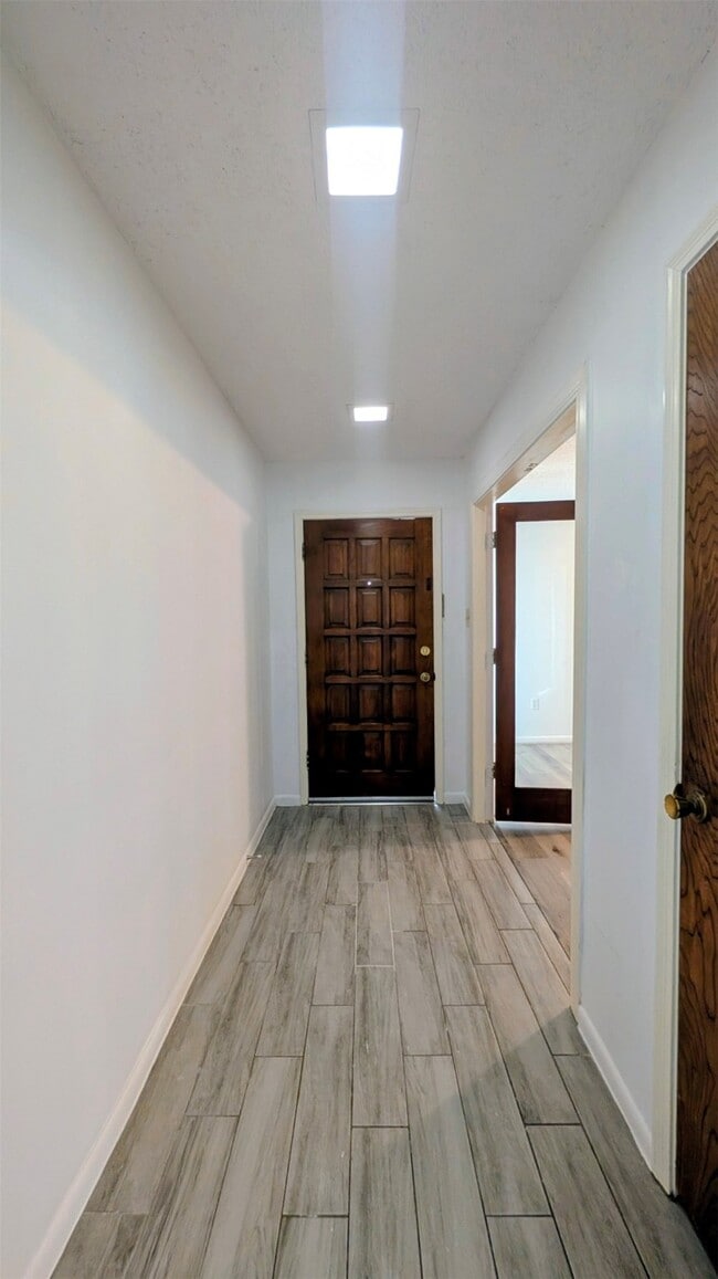 Photo - 10523 Huff Dr