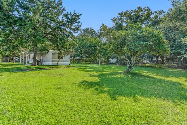 1328 Greendale Ave