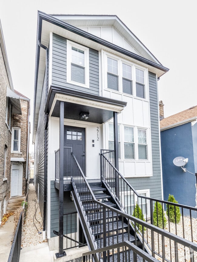 Building Photo - 2712 W 24th Pl Unit 2 Rental