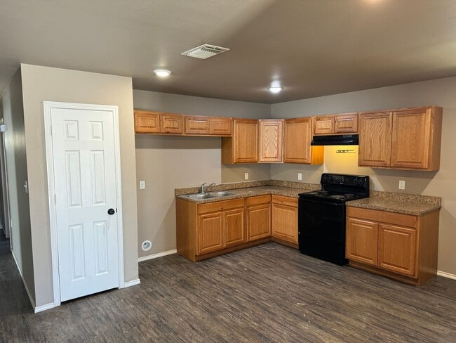 Photo - FENCED BACKYARD*Move in SPECIAL*Section 8 ...