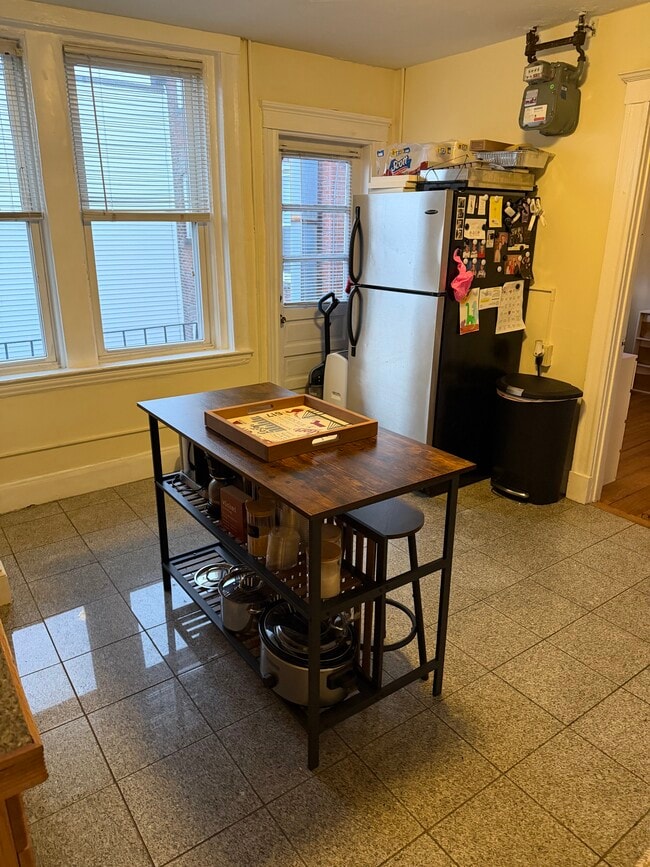 Photo - 222 Hanover St