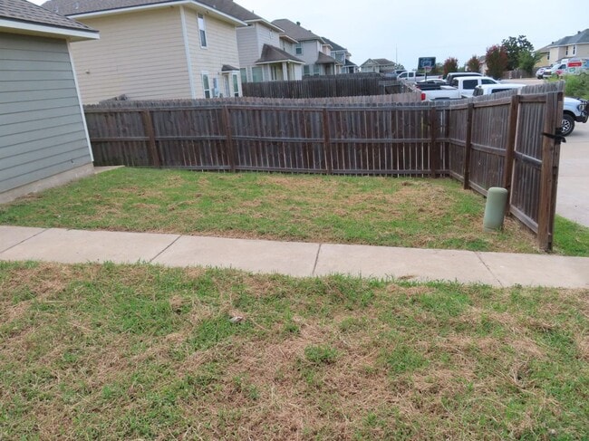 Photo - 4115 McFarland Dr