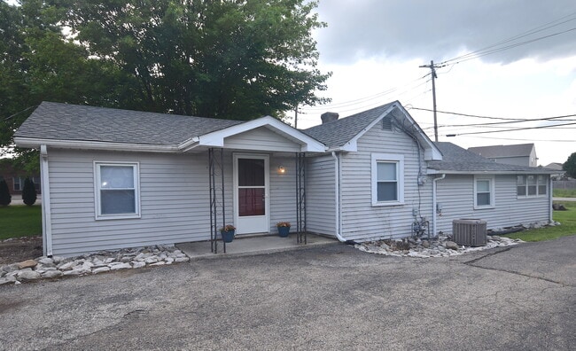 North side entrance - 857 N County Road 900 Unit 1