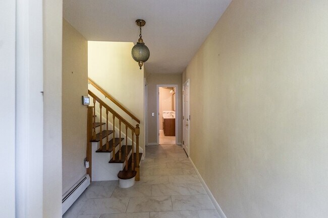 82 Terrace Dr