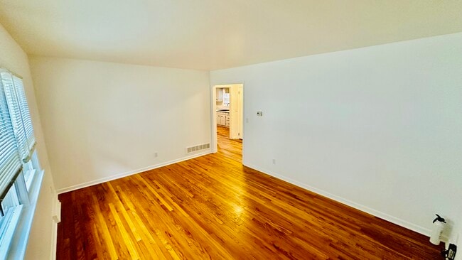 Photo - 108 W Bridge St Unit Apt A