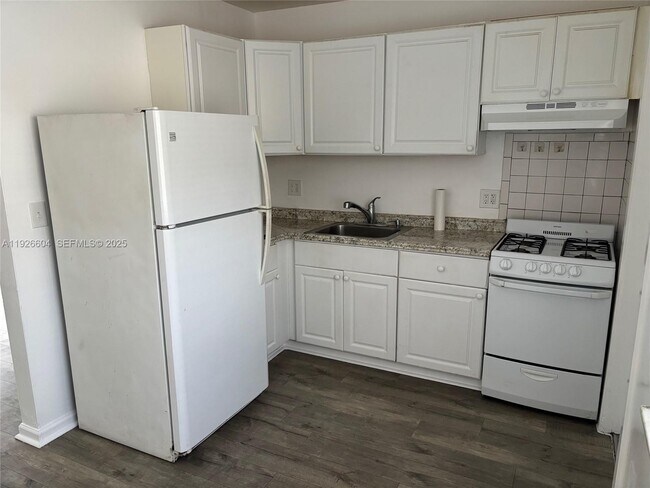 Photo - 2520 NE 181st St Unit 2520