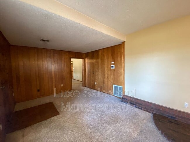 Photo - 6017 NW 56th St