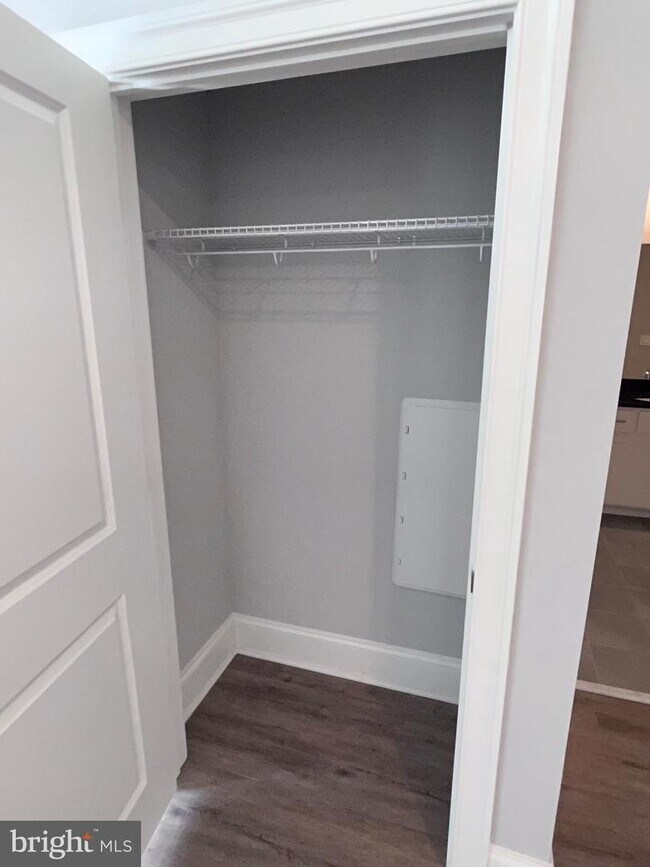 Photo - 847 Whirlaway Ln