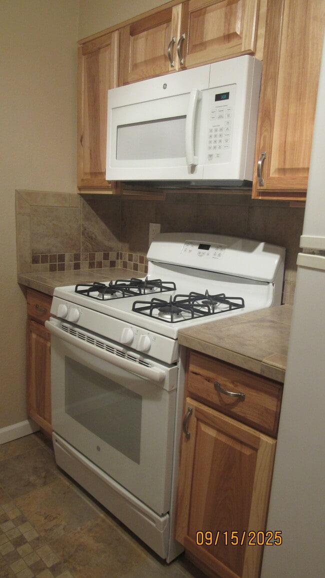 Building Photo - 8055 Wolff St Rental
