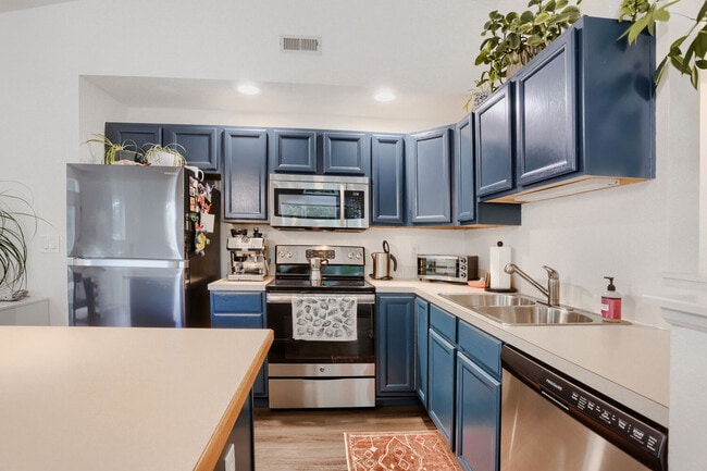 635 Gooseberry Dr Unidad 635 Gooseberry Dr. Unit #2005