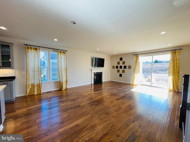 Photo - 508 Sourwood Ct