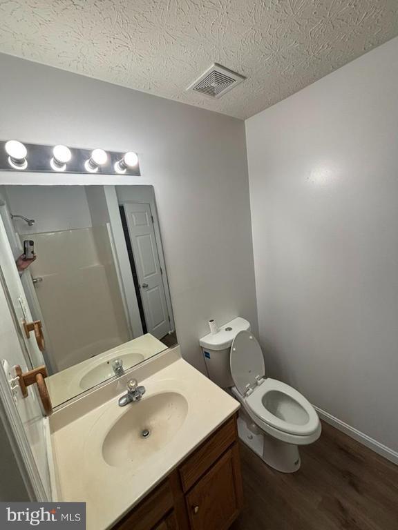 Photo - 8002 Bullfinch Pl