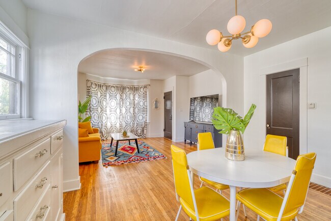 Photo - 2215 SE Powell Blvd Unit 2