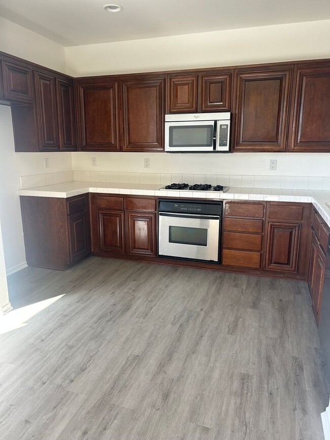 Photo - 4BR/2.5BA Townhouse with a view