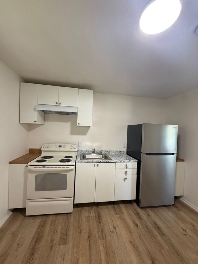 Photo - 316 Eunice Dr Unit B