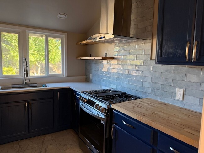 Photo - For Rent: Updated 2 Bed / 1 Bath Home in West Sacramento