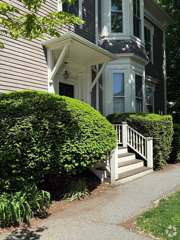 Building Photo - 19 Harvard Ave Unit 2 Rental