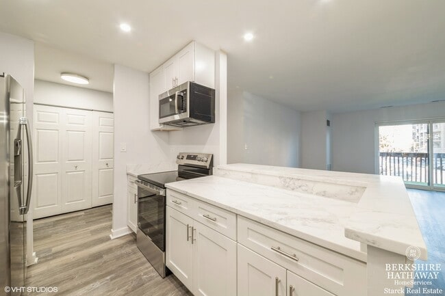 Photo - 120 Lakeview Dr Unidad 214