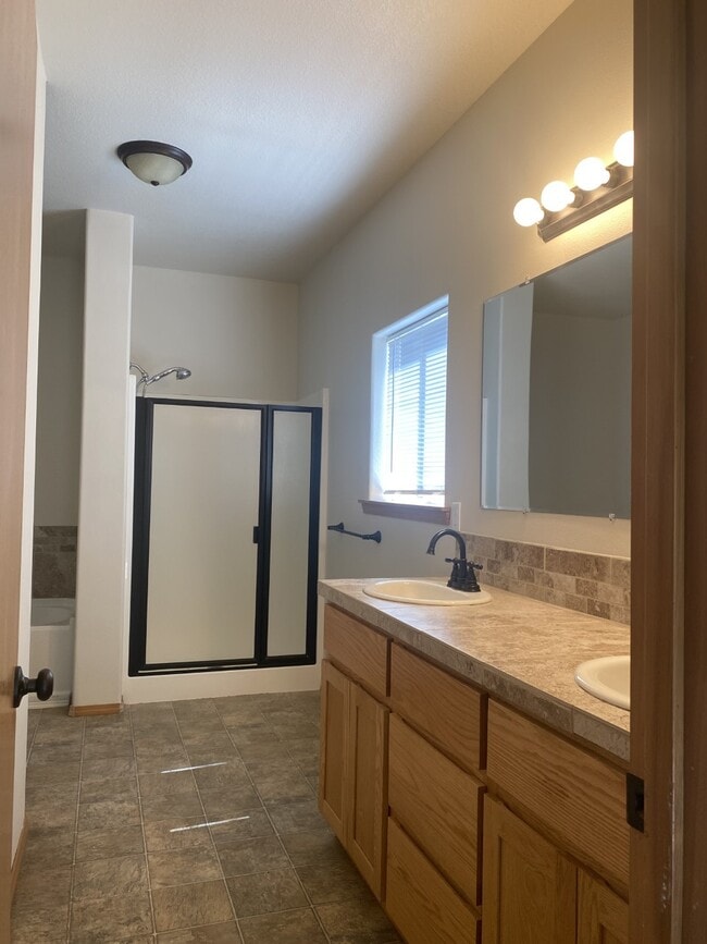 Photo - 5251 Kali St SE