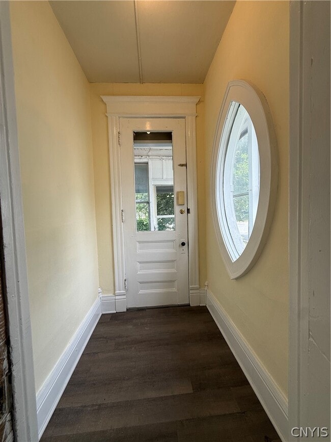Photo - 416 Danforth St
