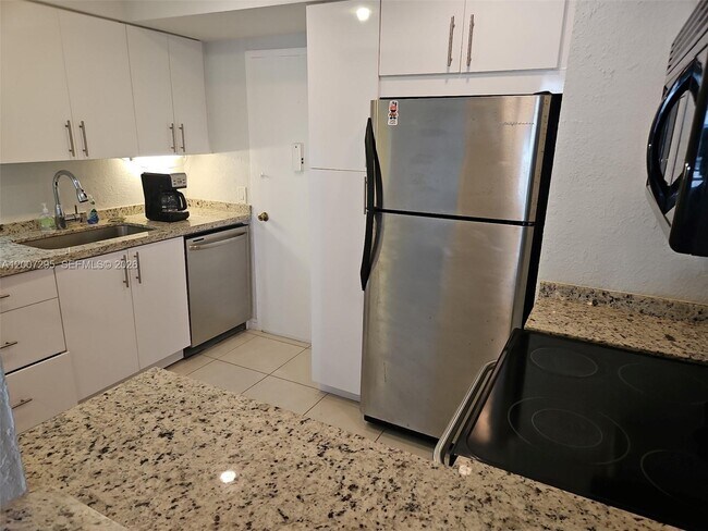 Photo - 3505 S Ocean Dr Unit 318